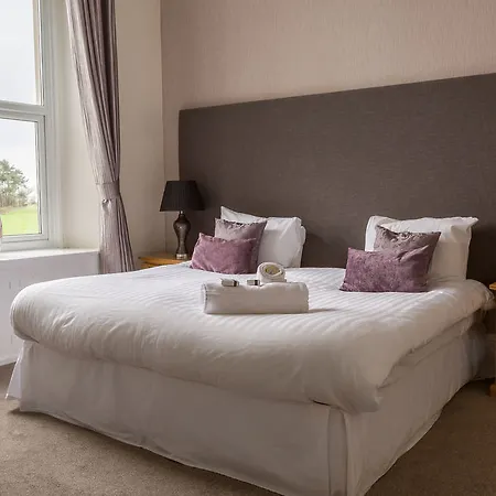 Country house Westlakes And Restaurant